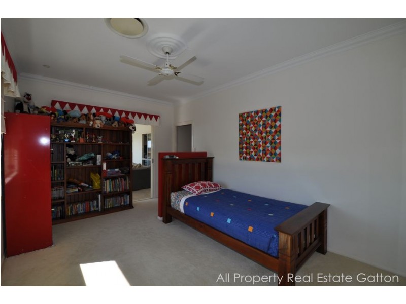 10 Rogers Drive, Gatton QLD 4343