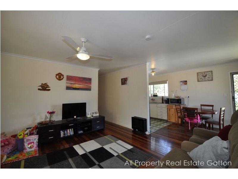 82 Whittle Street, Gatton QLD 4343