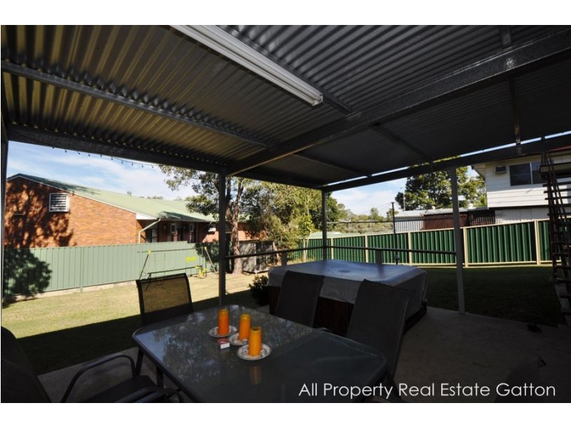 82 Whittle Street, Gatton QLD 4343
