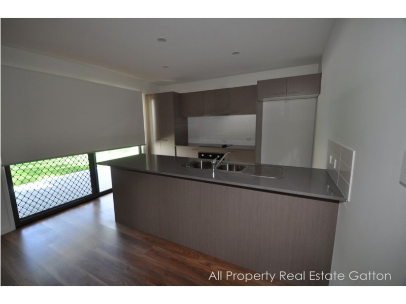 10 Reisenleiter Avenue, Gatton QLD 4343