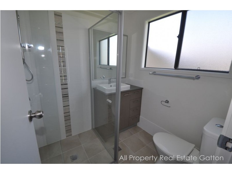 10 Reisenleiter Avenue, Gatton QLD 4343