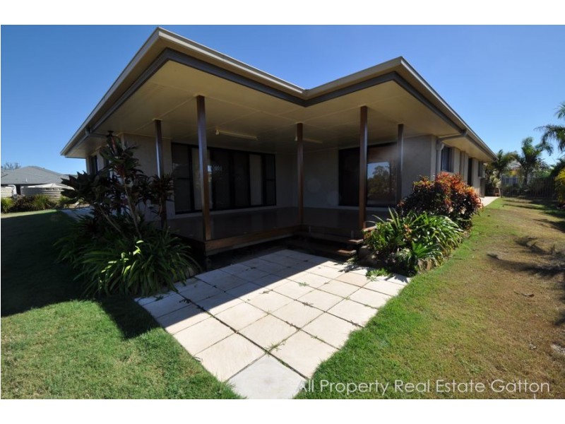 107 Parklea Drive, Gatton QLD 4343