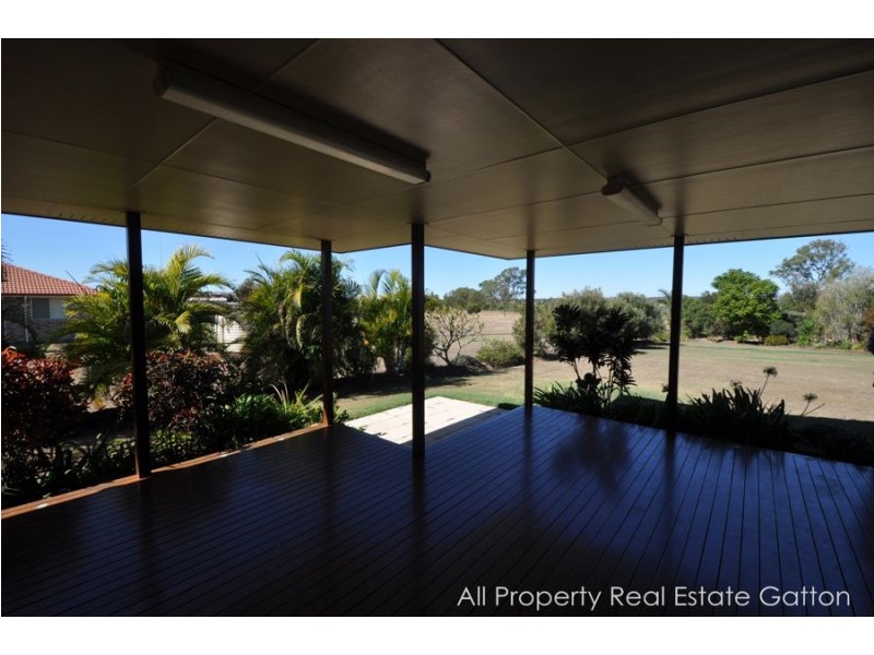 107 Parklea Drive, Gatton QLD 4343