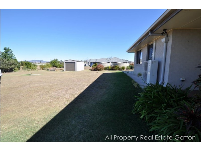 107 Parklea Drive, Gatton QLD 4343