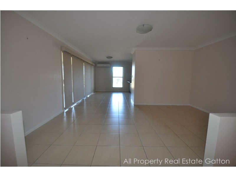 107 Parklea Drive, Gatton QLD 4343