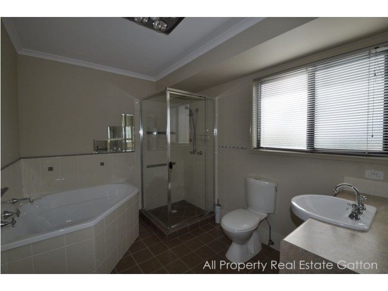 10 Spotted Gum Road, Gatton QLD 4343