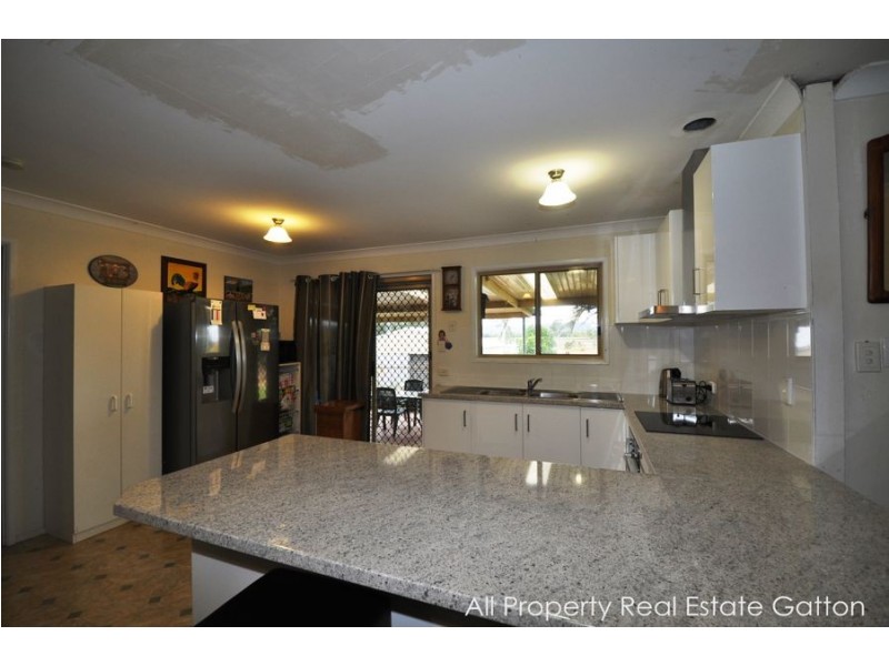 14 Whiteside Court, Laidley Heights QLD 4341