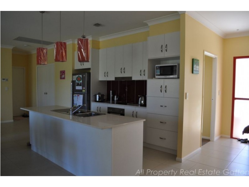 22 Kurrajong Road, Gatton QLD 4343