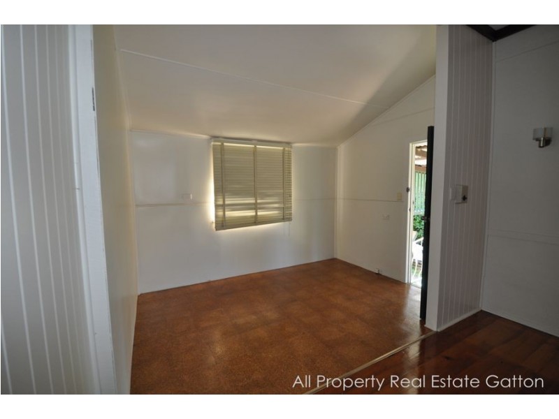14 Robert Street, Grantham QLD 4347