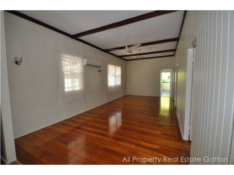 14 Robert Street, Grantham QLD 4347