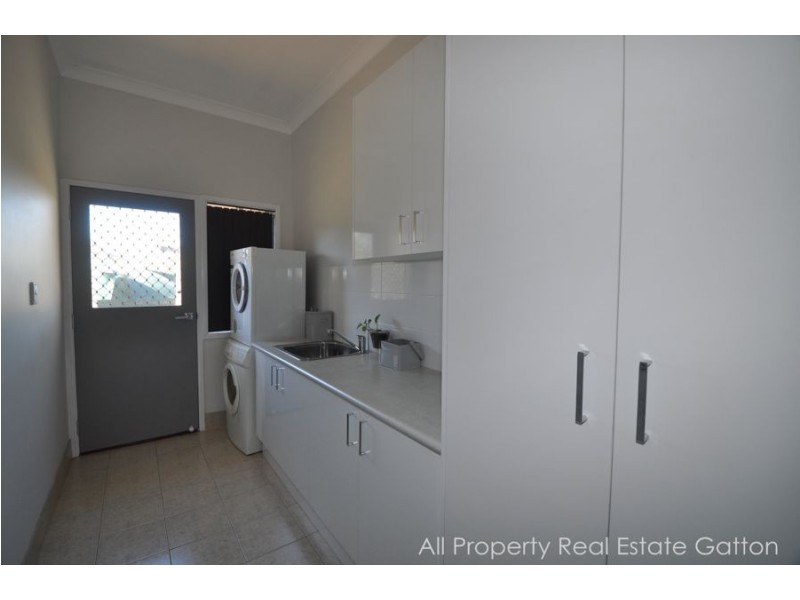 84 Bartleys Road, Spring Creek QLD 4343