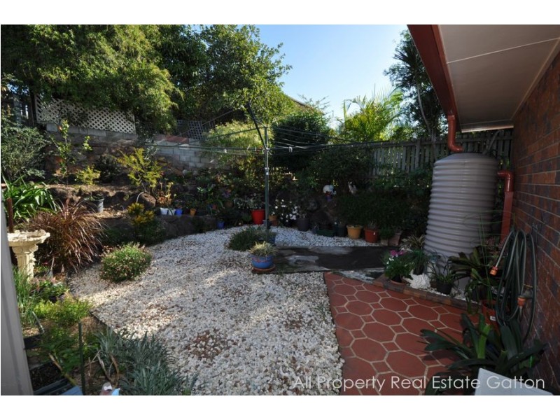 66 Golf Links Drive, Gatton QLD 4343