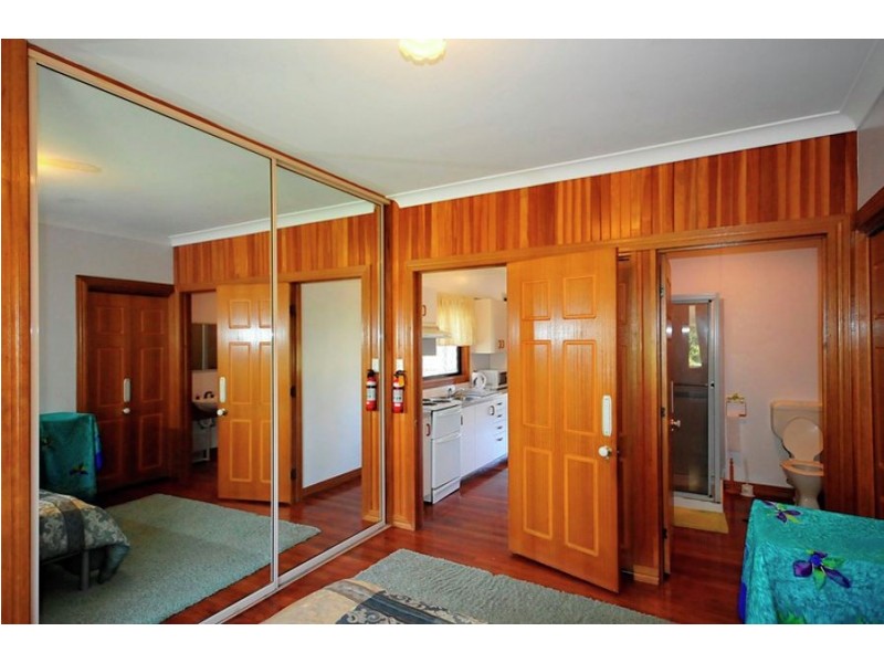 33 Lake Apex Drive, Gatton QLD 4343