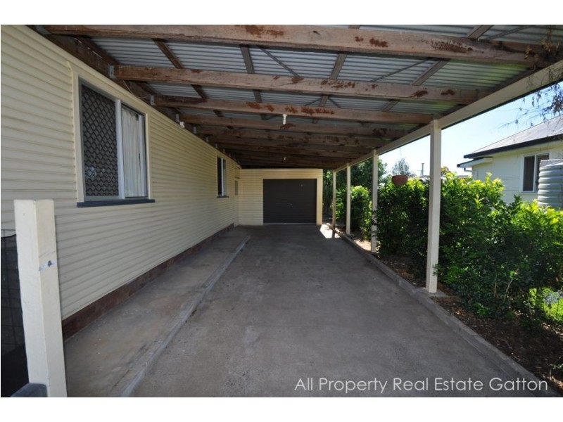 31 Buaraba Street, Gatton QLD 4343