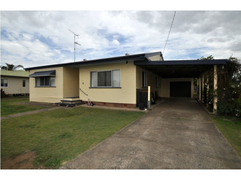 31 Buaraba Street, Gatton QLD 4343