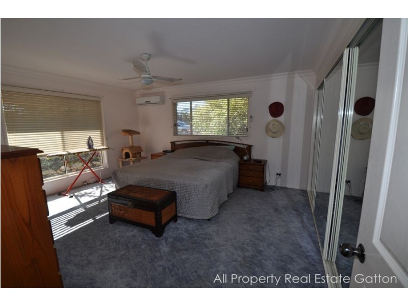 8 Fitzpatrick Court, Lake Clarendon QLD 4343