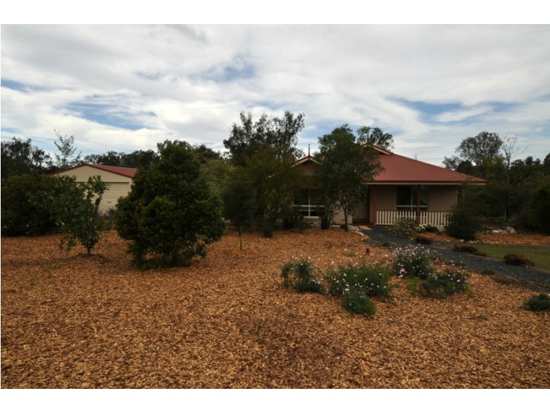 8 Fitzpatrick Court, Lake Clarendon QLD 4343