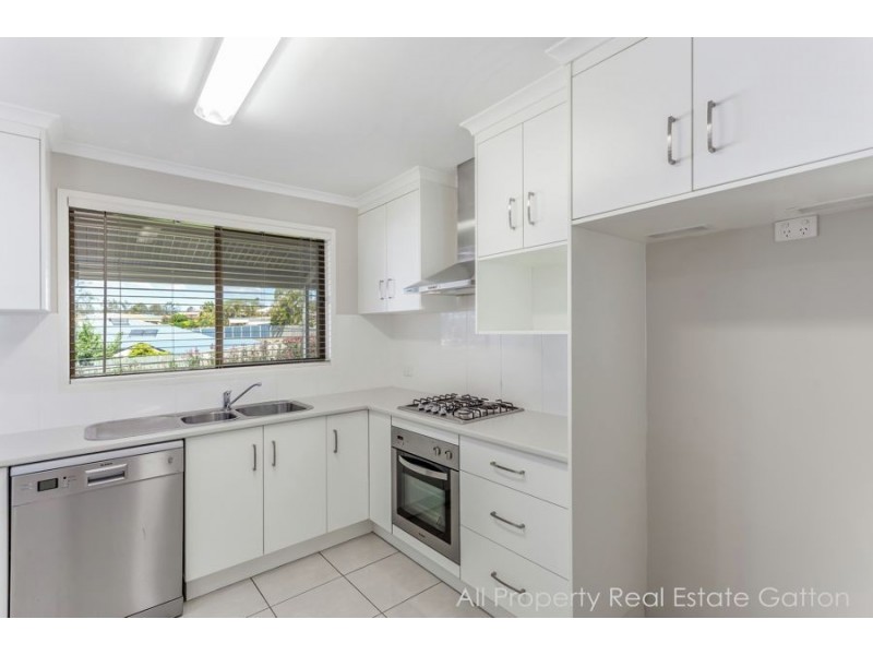 10 McKay Street, Gatton QLD 4343