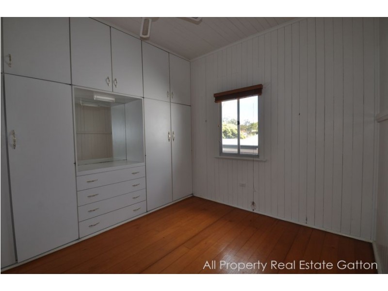 39 Larkin Street, Gatton QLD 4343