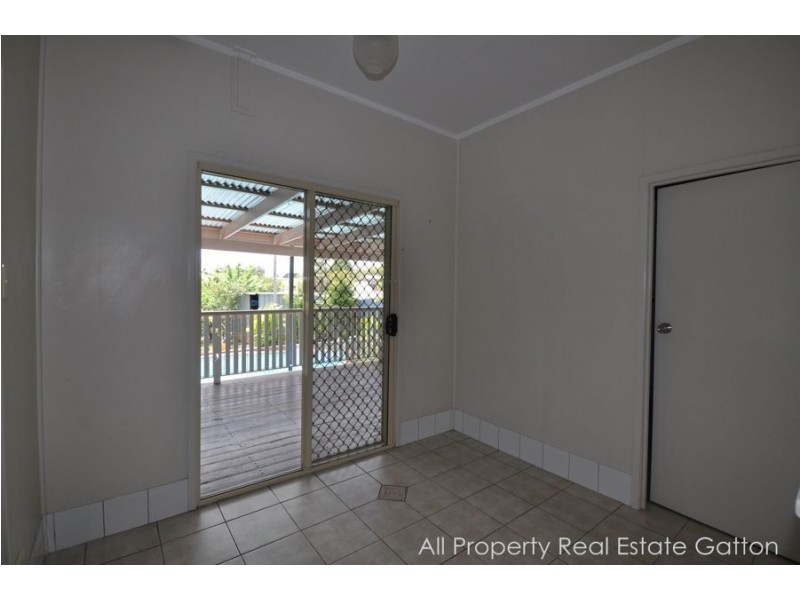 39 Larkin Street, Gatton QLD 4343