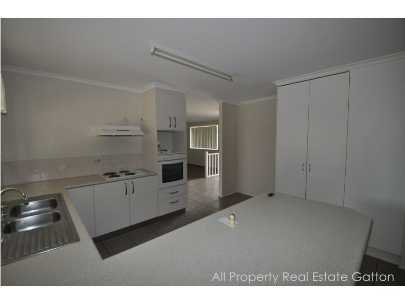 14 Fitzgerald Street, Gatton QLD 4343