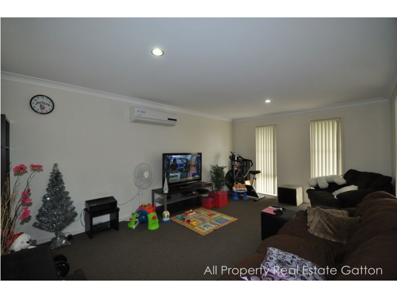 90 Golf Links Drive, Gatton QLD 4343