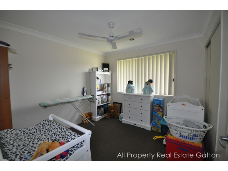 90 Golf Links Drive, Gatton QLD 4343