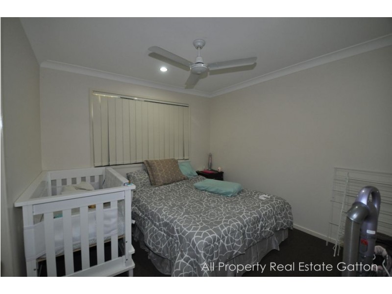 90 Golf Links Drive, Gatton QLD 4343
