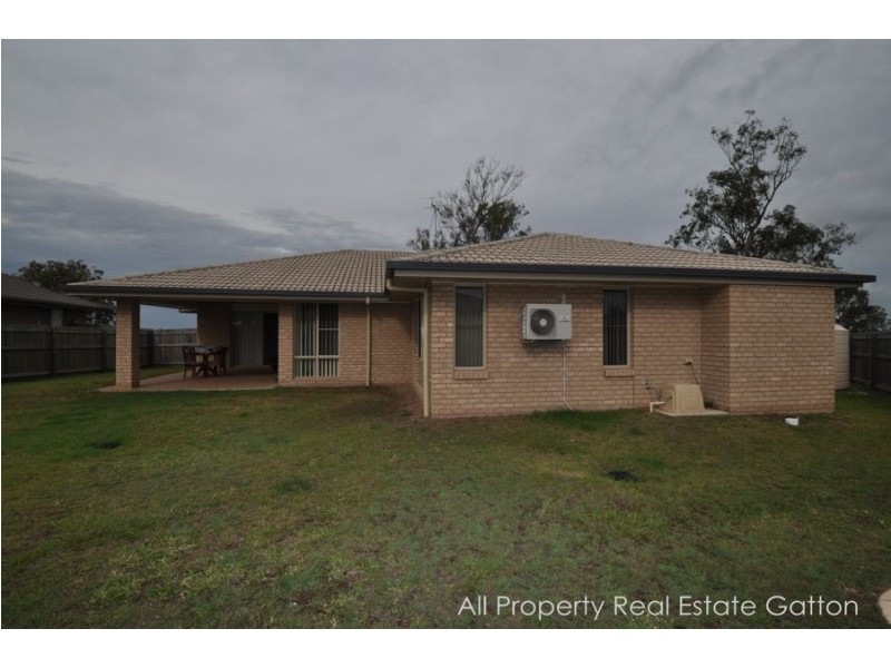 90 Golf Links Drive, Gatton QLD 4343