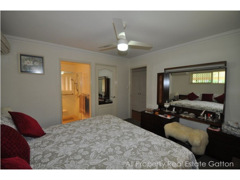 33 Spencer Street, Gatton QLD 4343