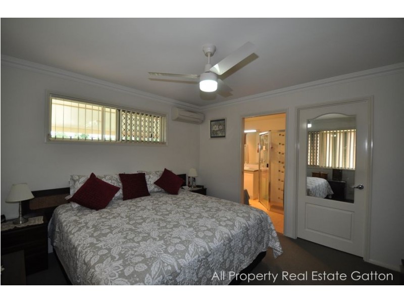 33 Spencer Street, Gatton QLD 4343