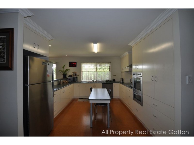 33 Spencer Street, Gatton QLD 4343