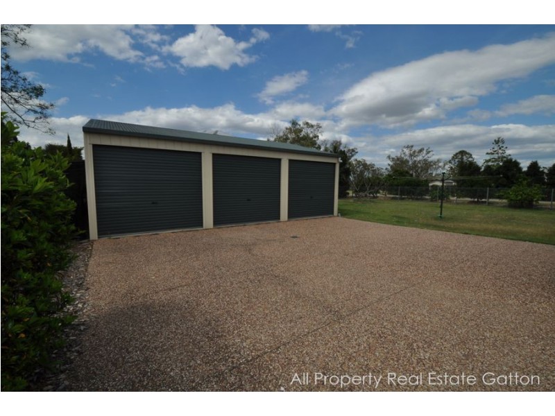 33 Spencer Street, Gatton QLD 4343