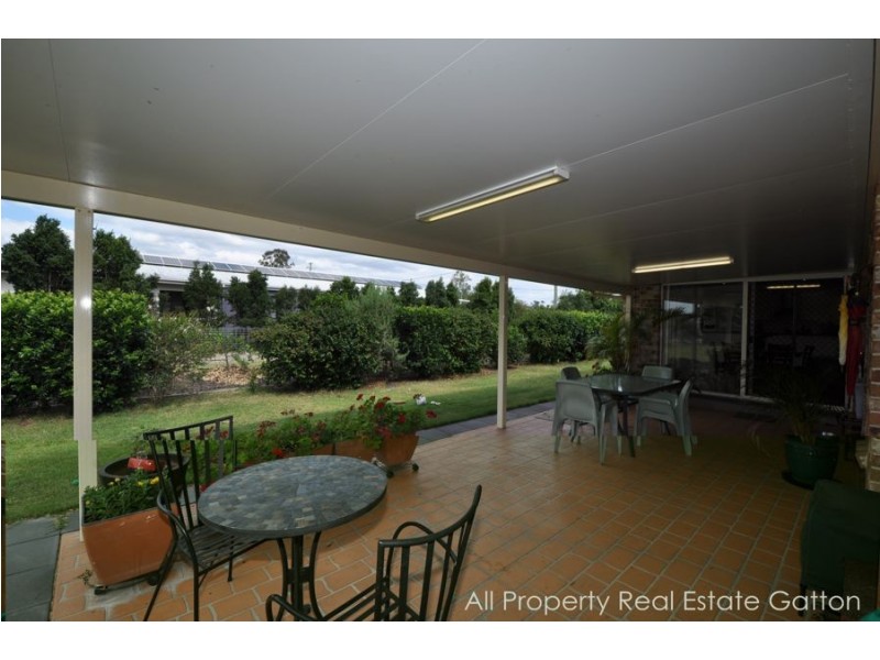 33 Spencer Street, Gatton QLD 4343