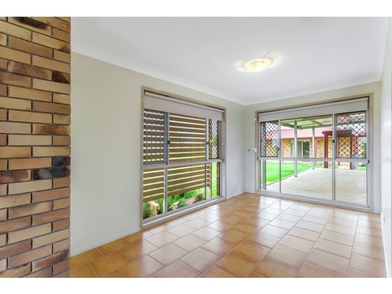 12 Anna Court, Placid Hills QLD 4343