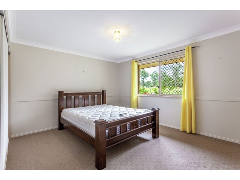 12 Anna Court, Placid Hills QLD 4343