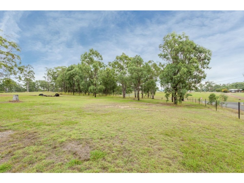 12 Anna Court, Placid Hills QLD 4343