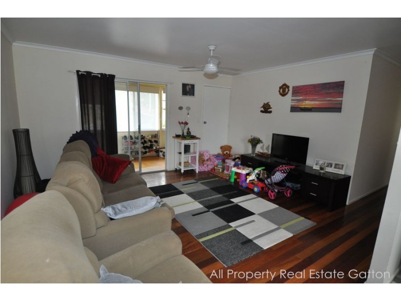 82 Whittle Street, Gatton QLD 4343
