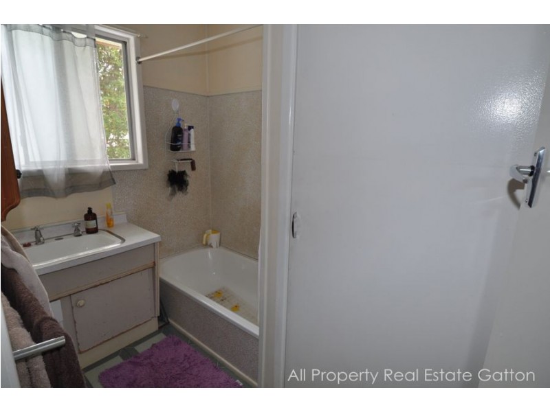 82 Whittle Street, Gatton QLD 4343