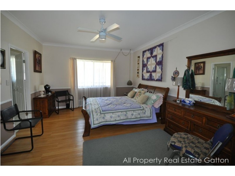 15 Pelican Drive, Laidley Heights QLD 4341