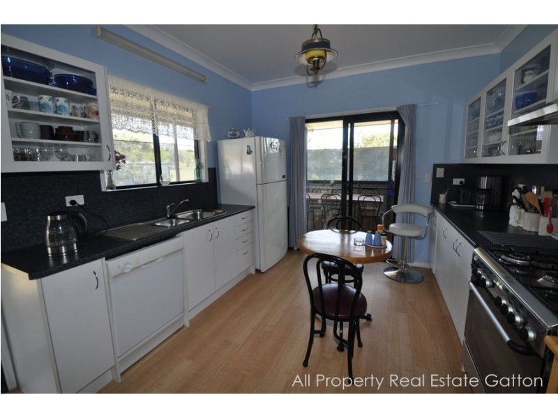 15 Pelican Drive, Laidley Heights QLD 4341