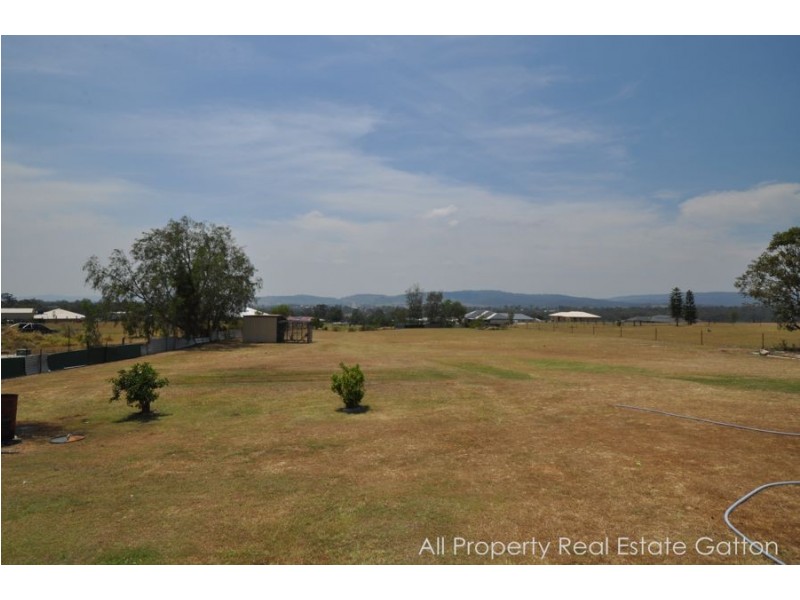 46 Thallon Road, Hatton Vale QLD 4341