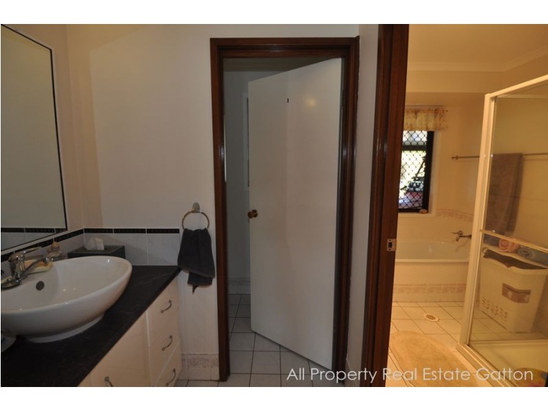 9 Tyrrell Court, Laidley QLD 4341