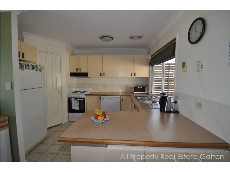 141 Lakes Drive, Laidley Heights QLD 4341