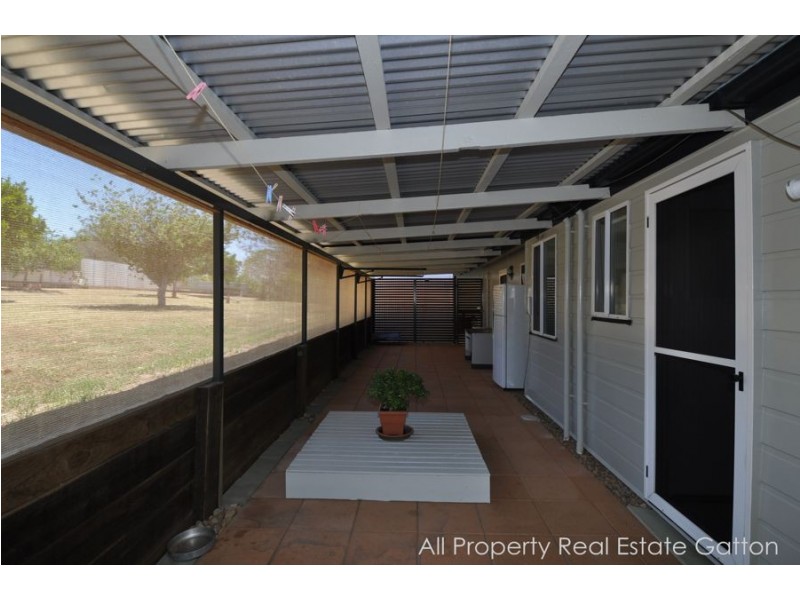 141 Lakes Drive, Laidley Heights QLD 4341