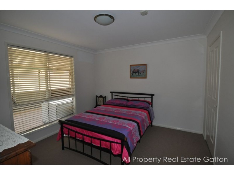 141 Lakes Drive, Laidley Heights QLD 4341