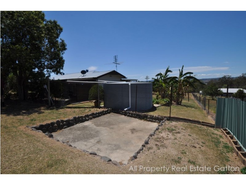 141 Lakes Drive, Laidley Heights QLD 4341
