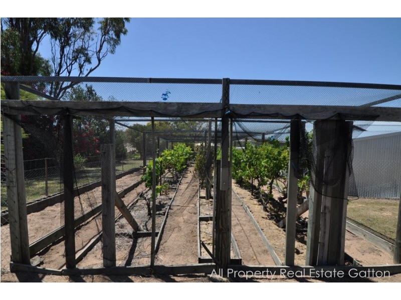 141 Lakes Drive, Laidley Heights QLD 4341