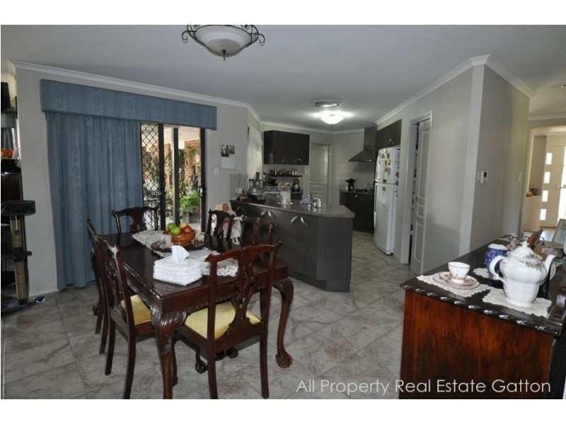 11 Hanlon Court, Laidley Heights QLD 4341