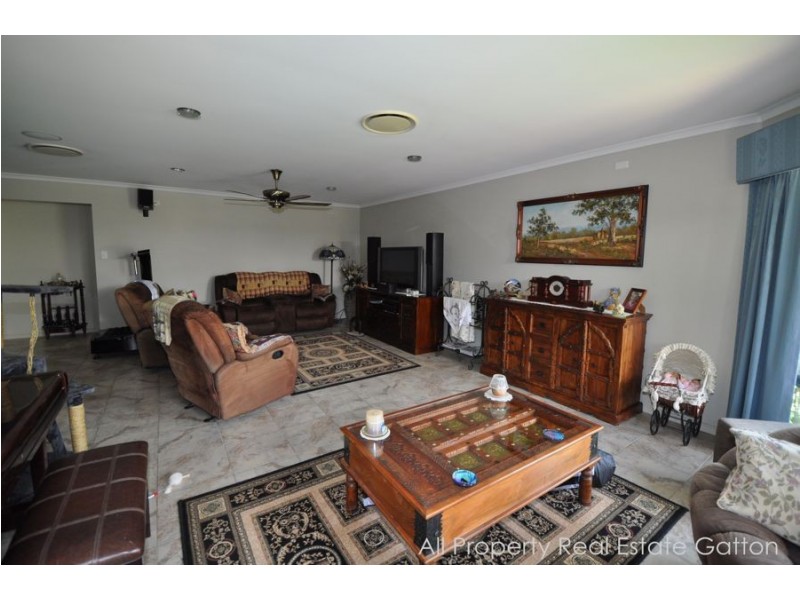 11 Hanlon Court, Laidley Heights QLD 4341